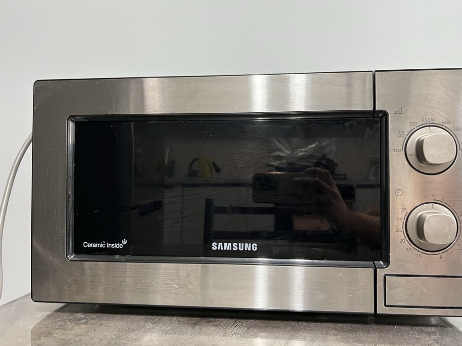 Продам микроволновку б/у