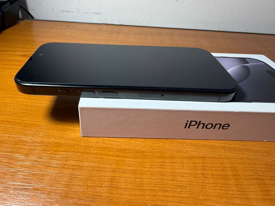 Iphone 16 PRO Full box