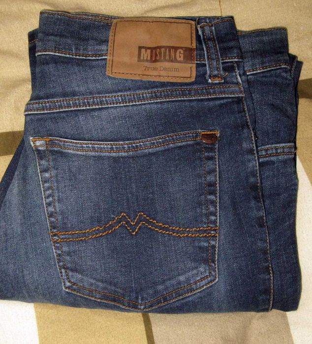 Blugi MUSTANG Regular Fit - W 34 L 34 | Talie 88 - Lungime 110
