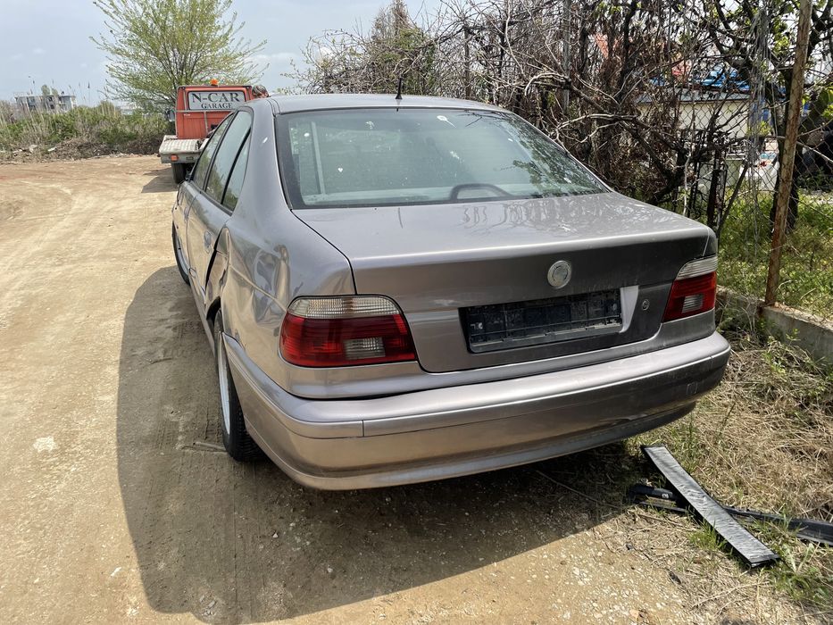 Bmw e39 525d 163к.с фейс на части