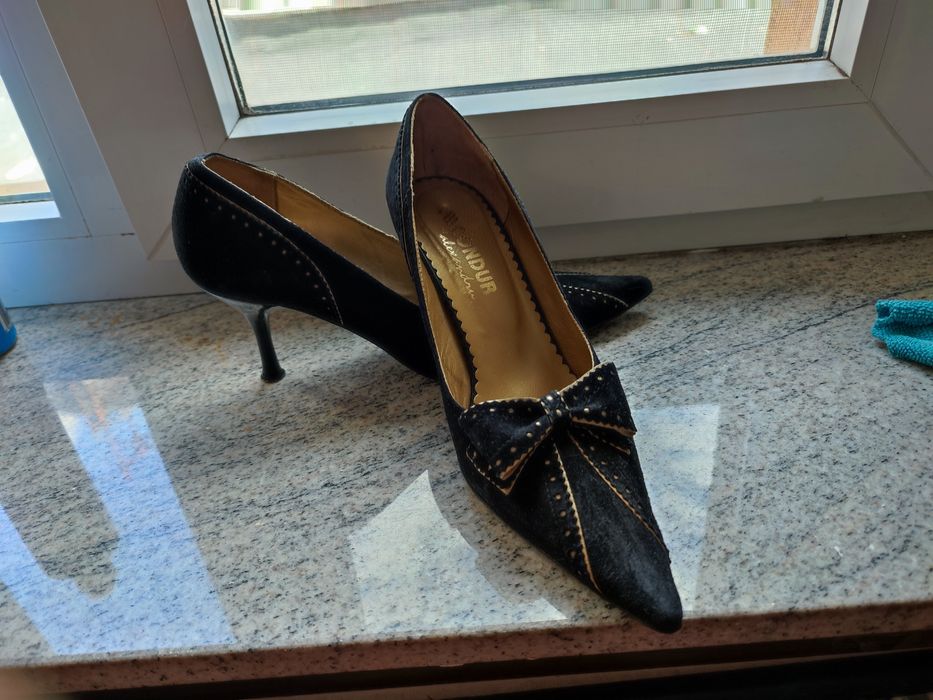 Pantofi eleganti