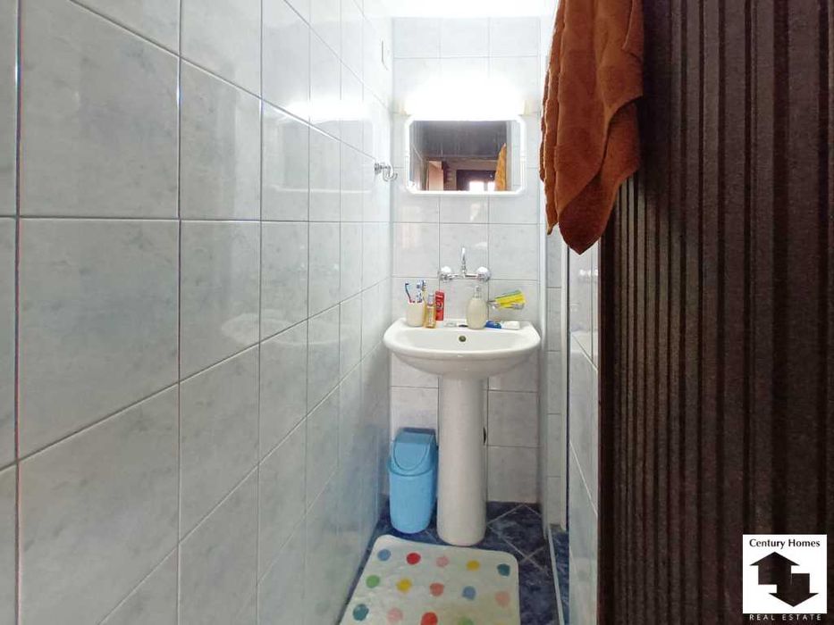 116277 Реновирана двуетажна къща в село Ресен, близо до Велико Търново