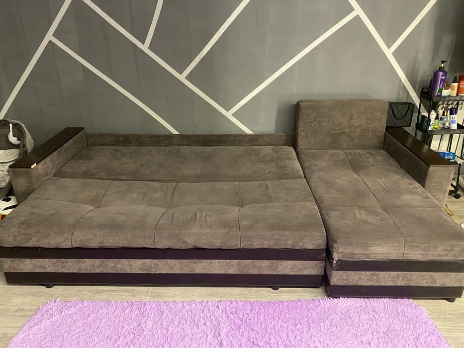 Диван угловой большой