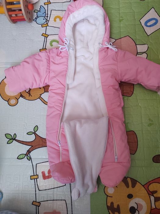Продам детский комбинезон