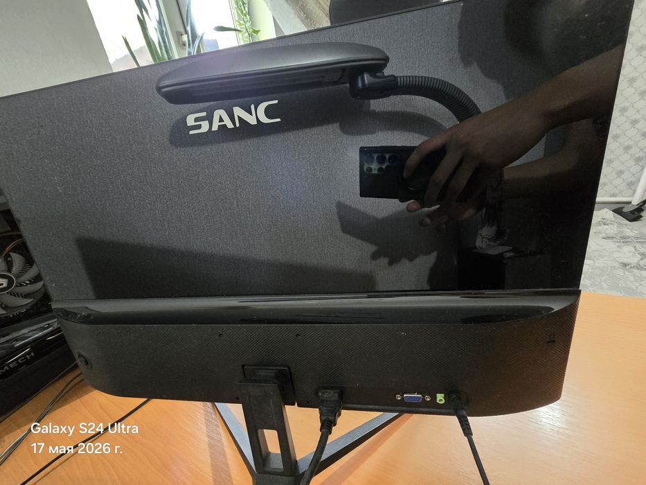 Продам монитор Sanc