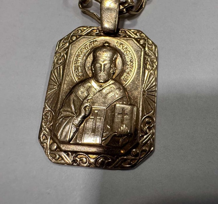 Златен синджир с висулка 14К 585-13,83 г