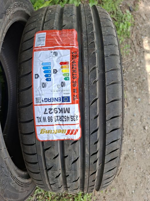 Продам шины. 235/45/18 Китай