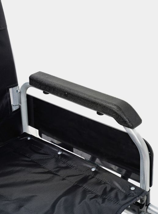 Инвалидная коляска (новая)