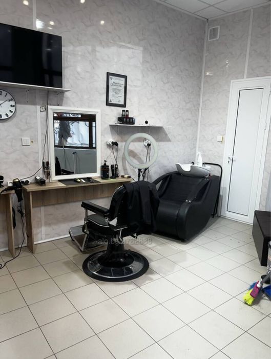 Дава се под наем Магазин в Пловдив, Каменица 1 - 16 кв.м за 612 € - Снимка #1