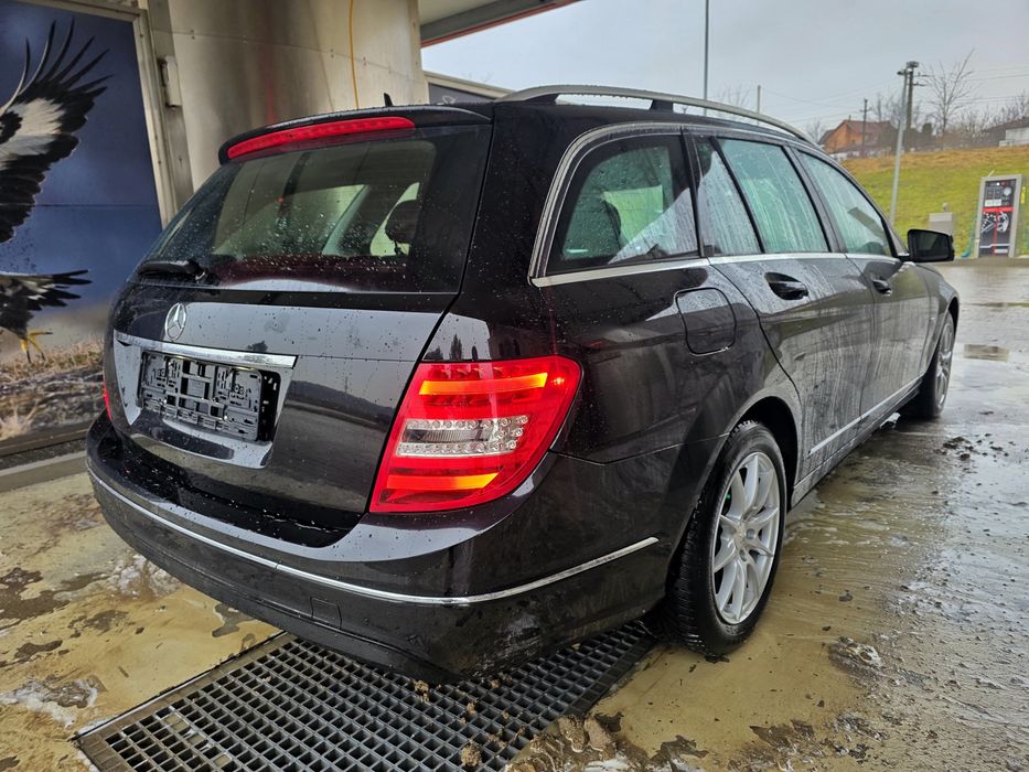 Mercedes-Benz C 200
