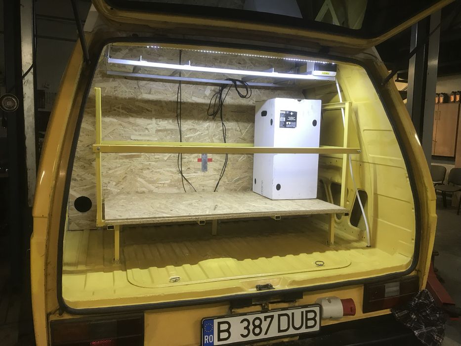 Vand VW t3 postas transporter bere  ambulant