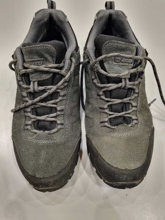 Papuci de drumetie Lotto din piele intoarsa marimea 41