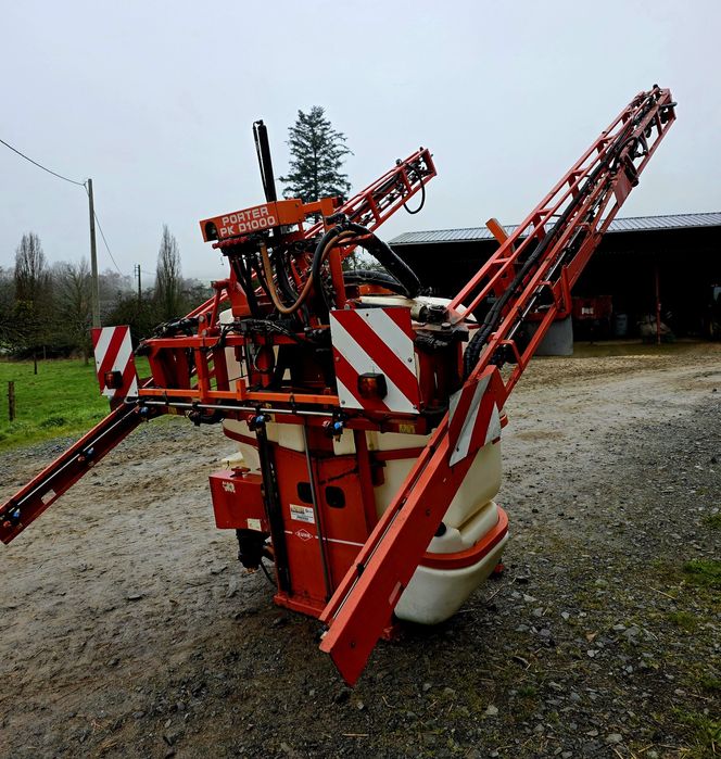 Instalatie de erbicidat Kuhn Porter 1200 litri 18 - 21 metri met