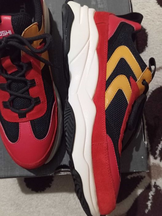 Мъжки сникърси Togoshi