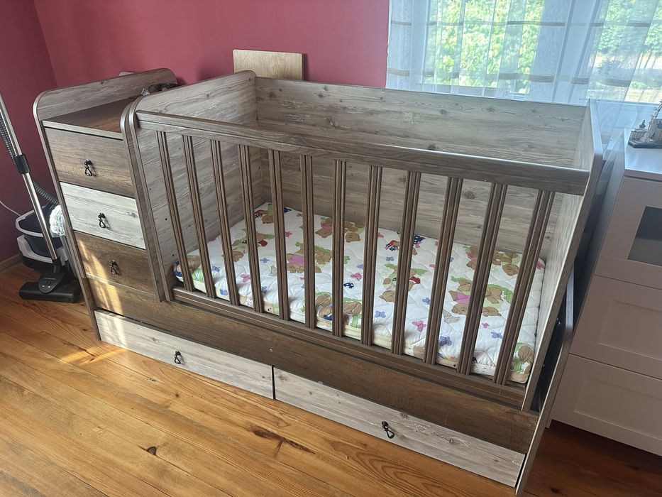 Бебешко креватче