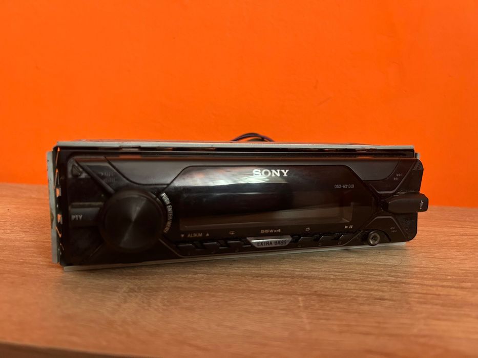 Vând Subwoofer JBL 1000W + stație+ player audio Sony
