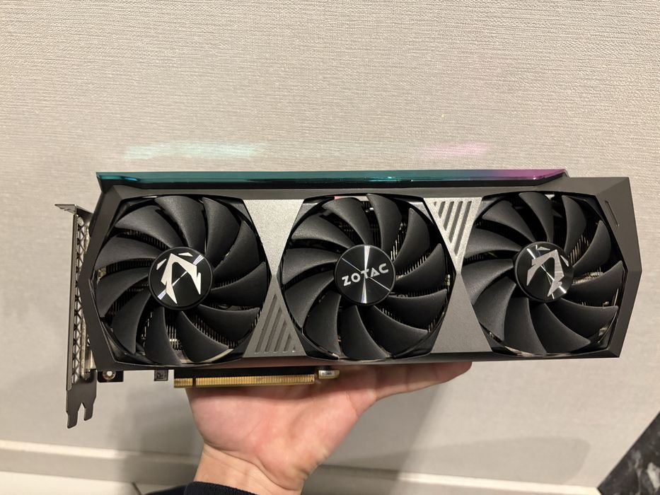 ZOTAC RTX 3070 Ti AMP Holo