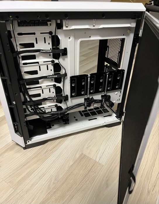 Carcasa Phanteks Eclipse P600S + Riser Asus Rog