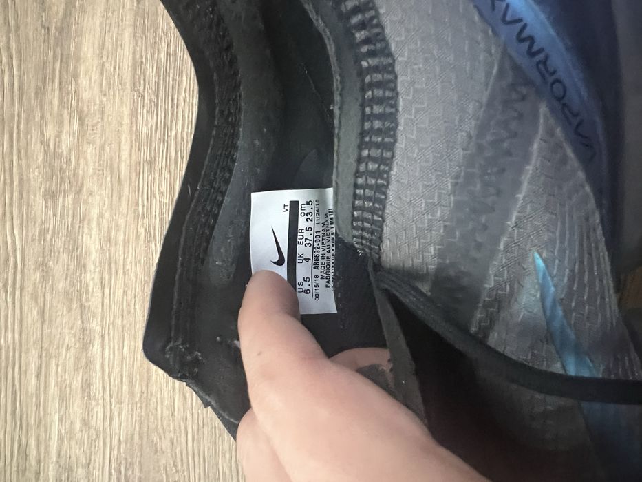 Adidasi Nike Vapormax