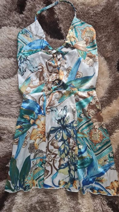 Rochie de vara / de ocazie din satin model deosebit elegantă și sexy