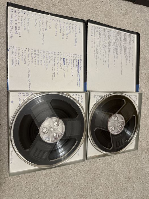 2 benzi magnetofon Maxell 25-120