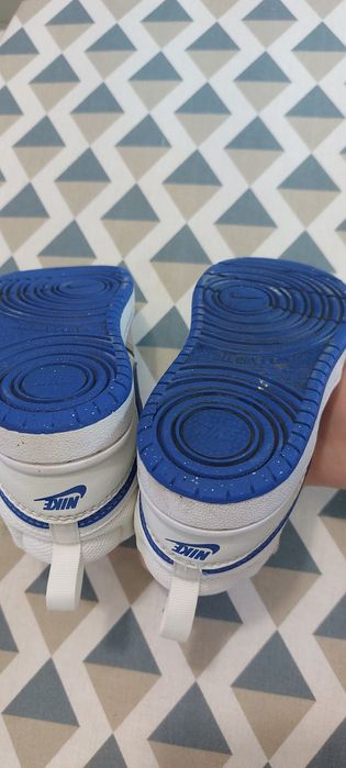 Incaltaminte Nike marimea 27.5