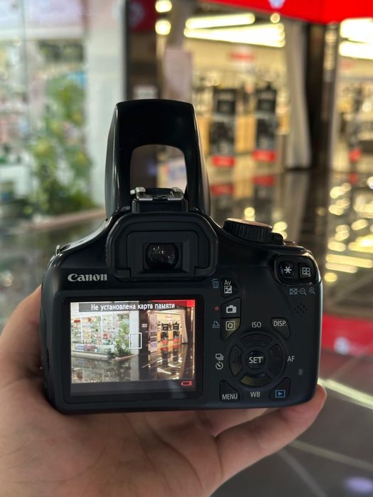 Canon eos 1100 и объектив
