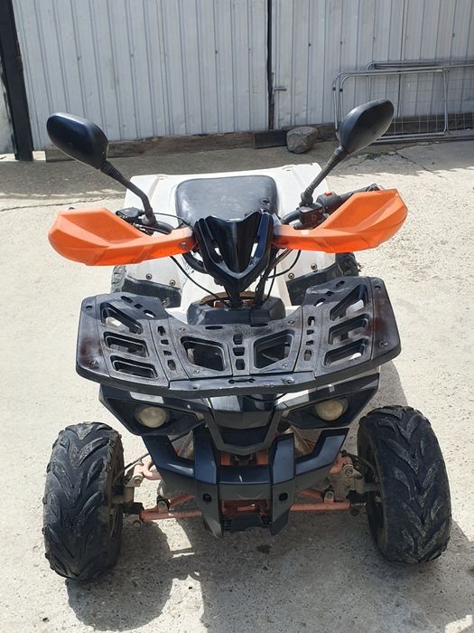 Vând atv 125cc..