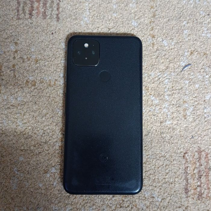 Telefon Google Pixel 5