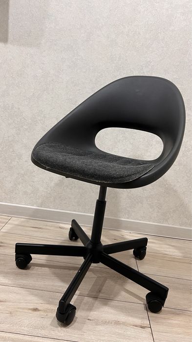 Стул компьютерный Икеа