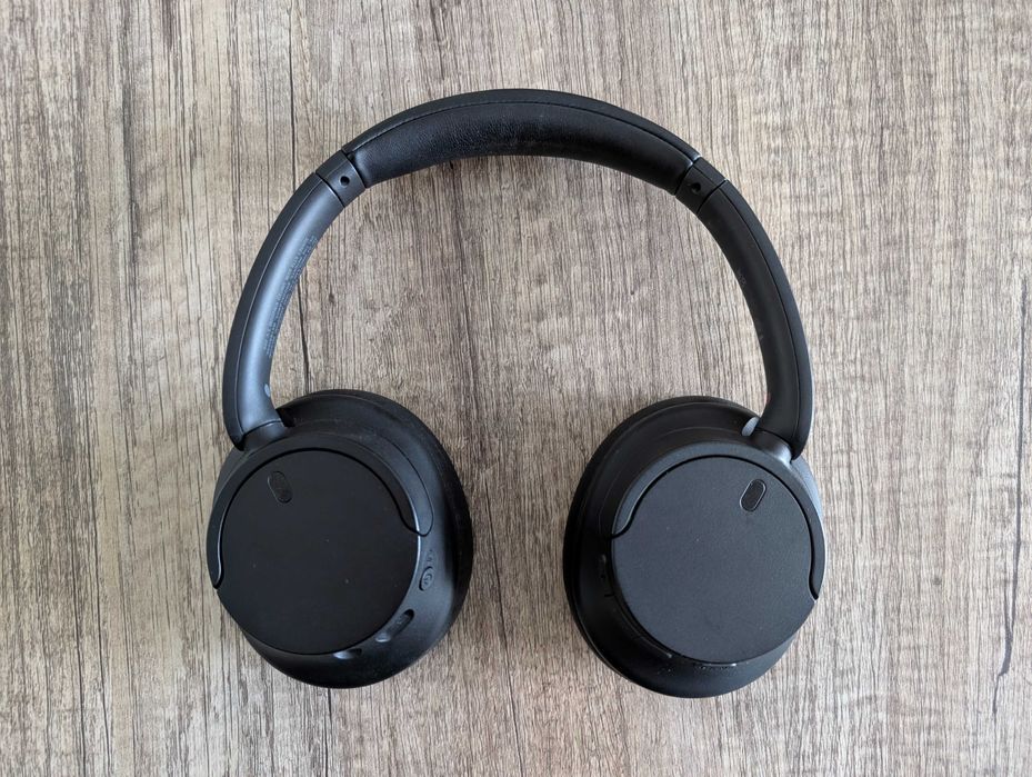 Безжични слушалки Sony WH-CH720N