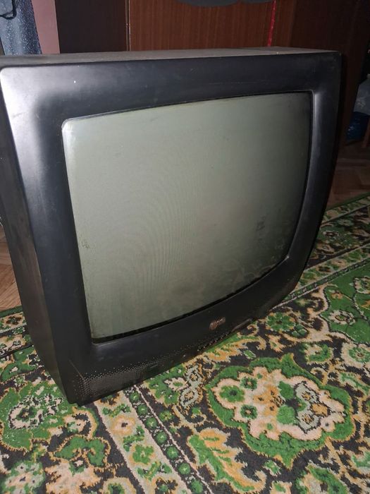 Продам телевизор