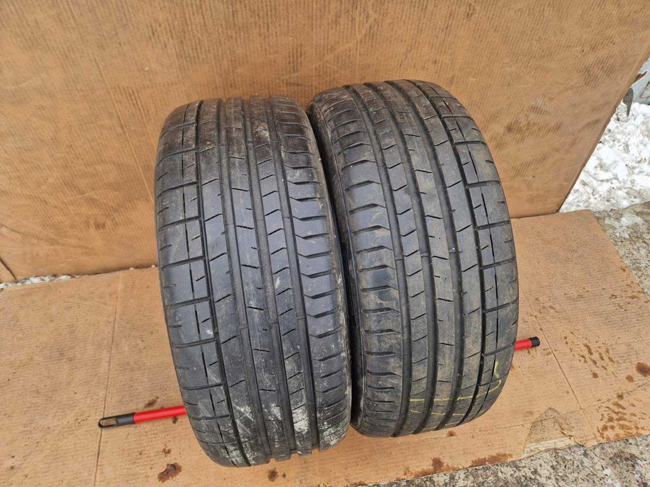 2 Pirelli R19 245/40 Летни гуми  DOT1821
