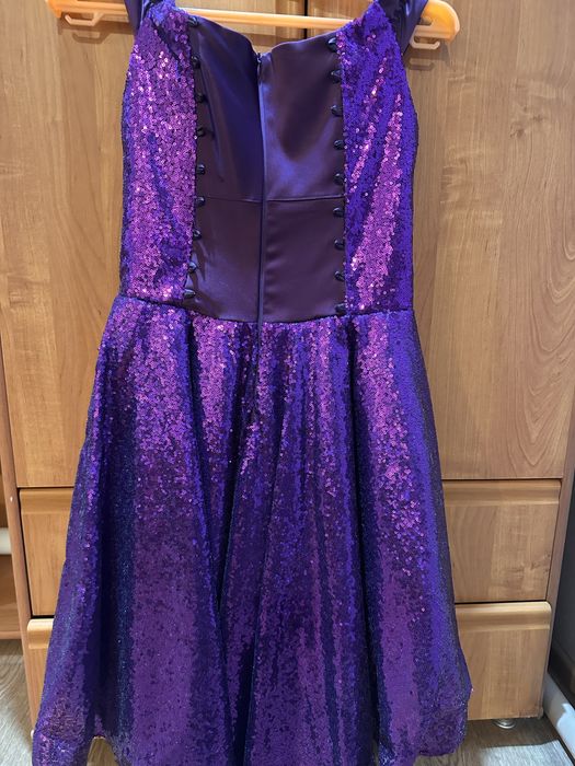 Пррдам праздничное платье