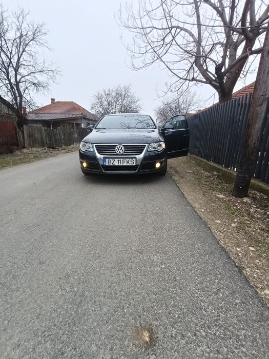 Vând Volkswagen Passat 2008