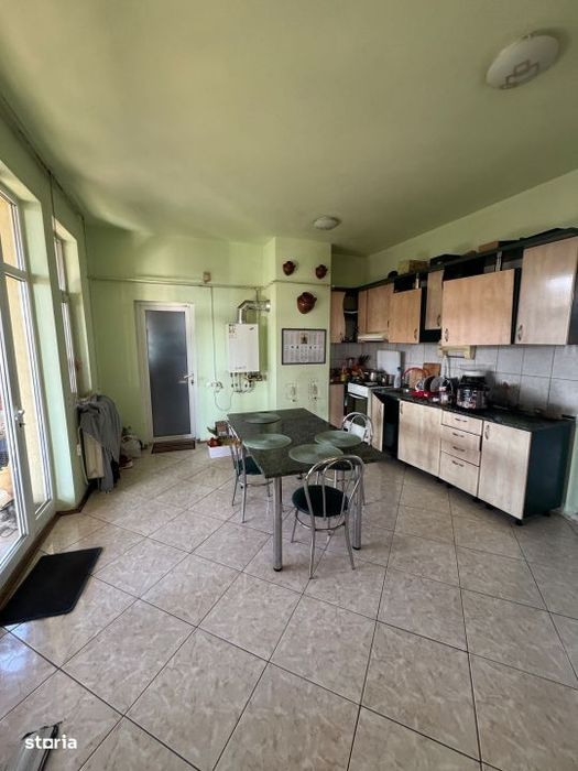 Vila premium Tautii de Sus, 250 mp, teren 14 ari, tenis & panorama