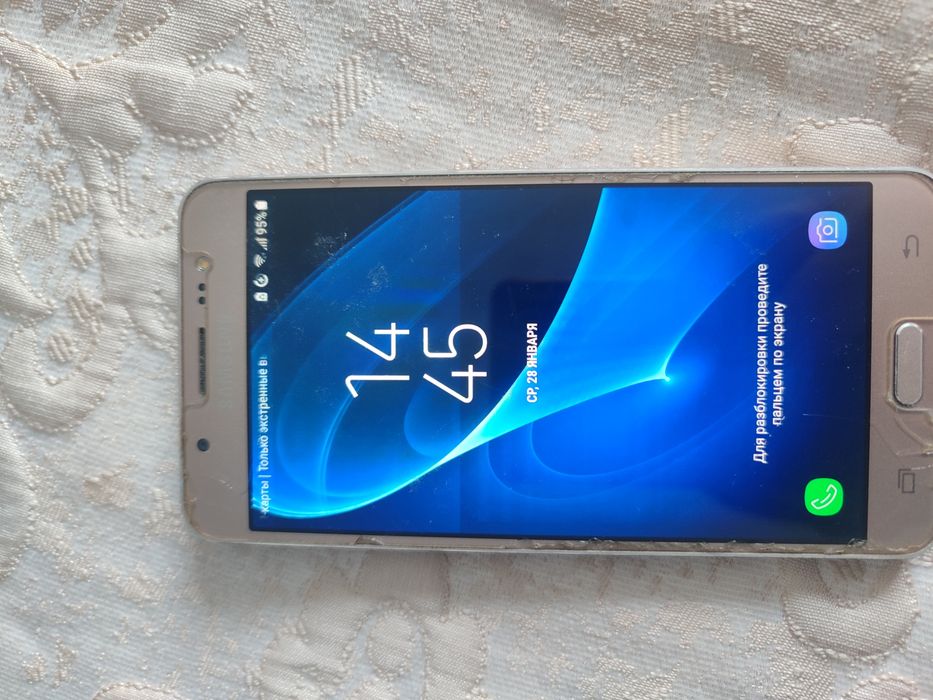 Продам сотовый телефон Samsung J5