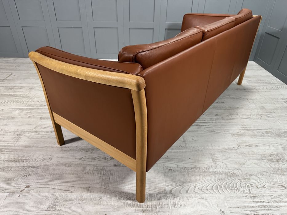 Датски диван 3-ка естествена кожа Д990