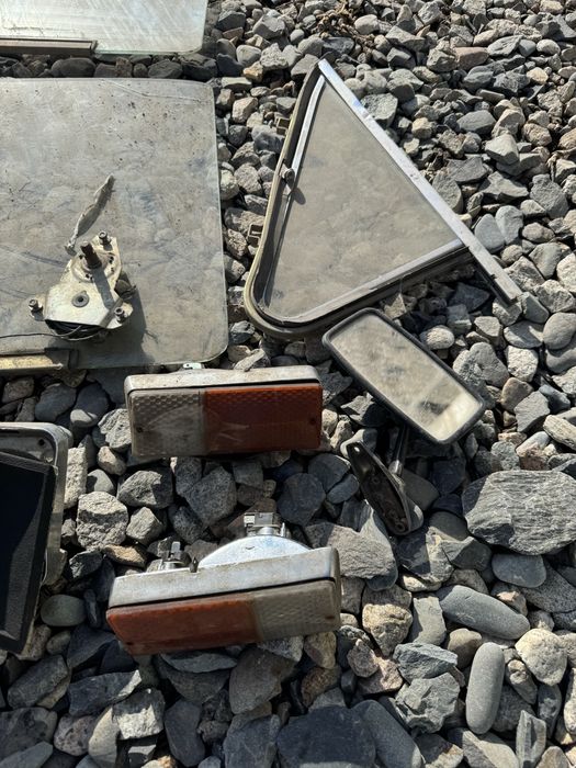 нива запчасти стекло