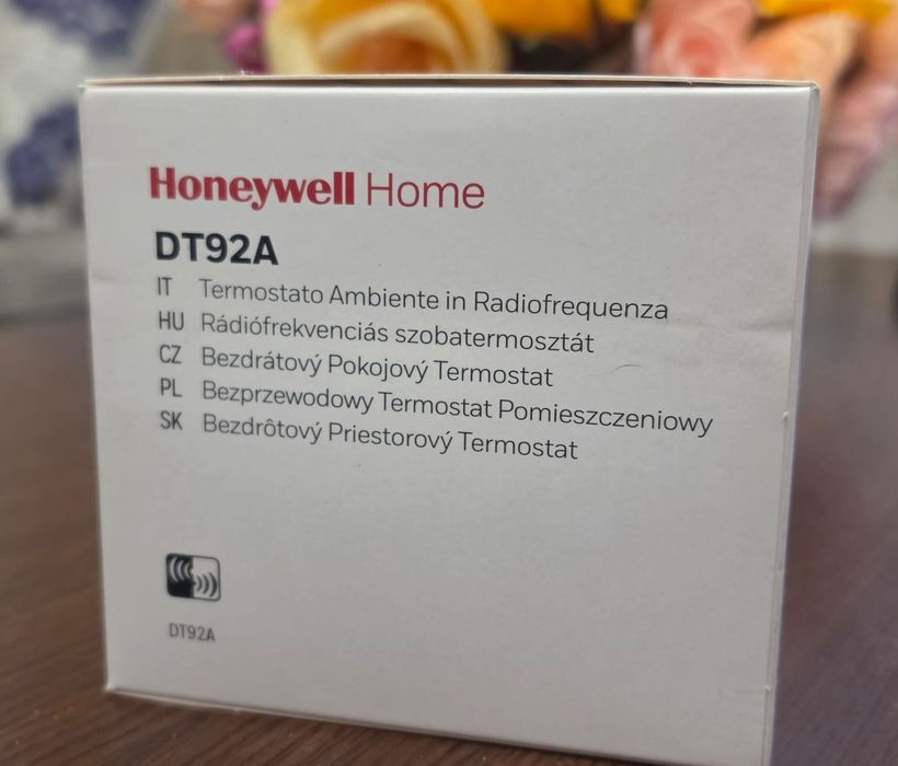 Termostat wireless Honeywell Home DT92A   NOU