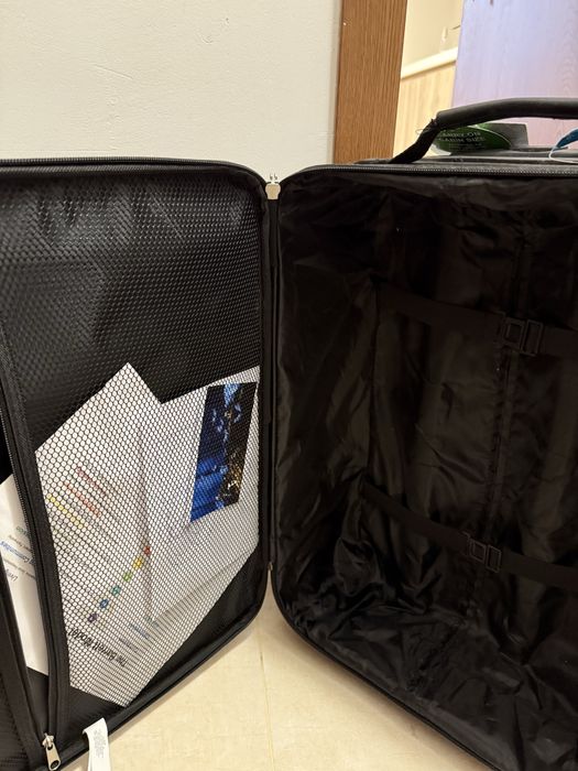 Куфар от Primark, нов, за 10 кг.