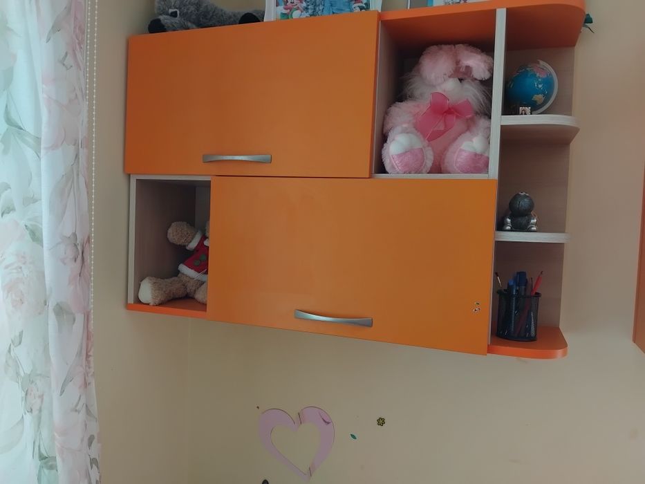 Дестко обзавеждане  цена 250евро .