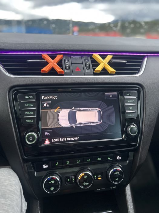 Skoda Octavia |||