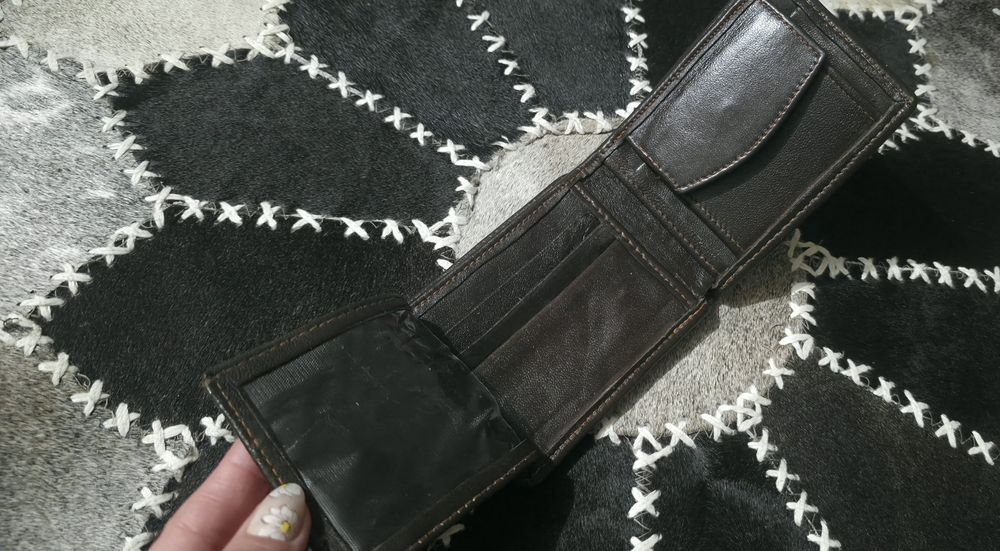 Кожен Портфейл-BOSS.