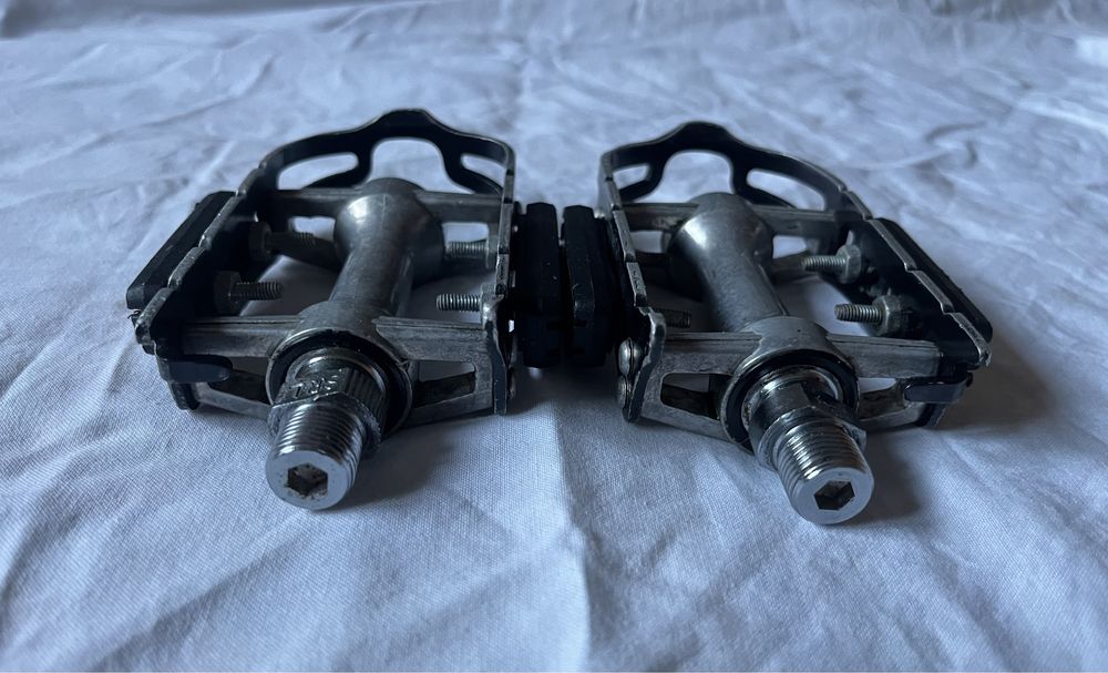 Vand pedale vintage bicicleta cursiera semicursiera singlespeed ficie