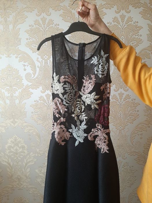 Женская/мужская одежда