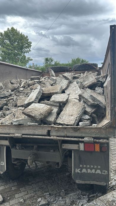 Вывоз мусора и снега услуга самосвала камаз