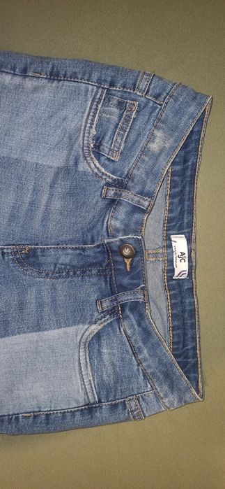 Дамски дънки размер 34