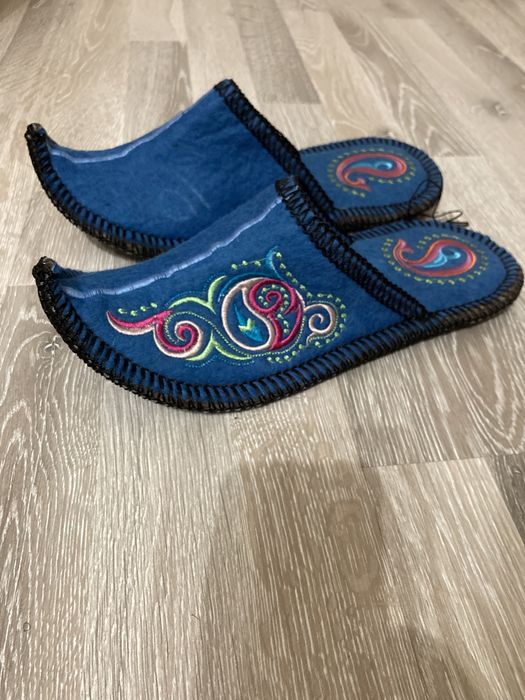 Войлочные тапочки