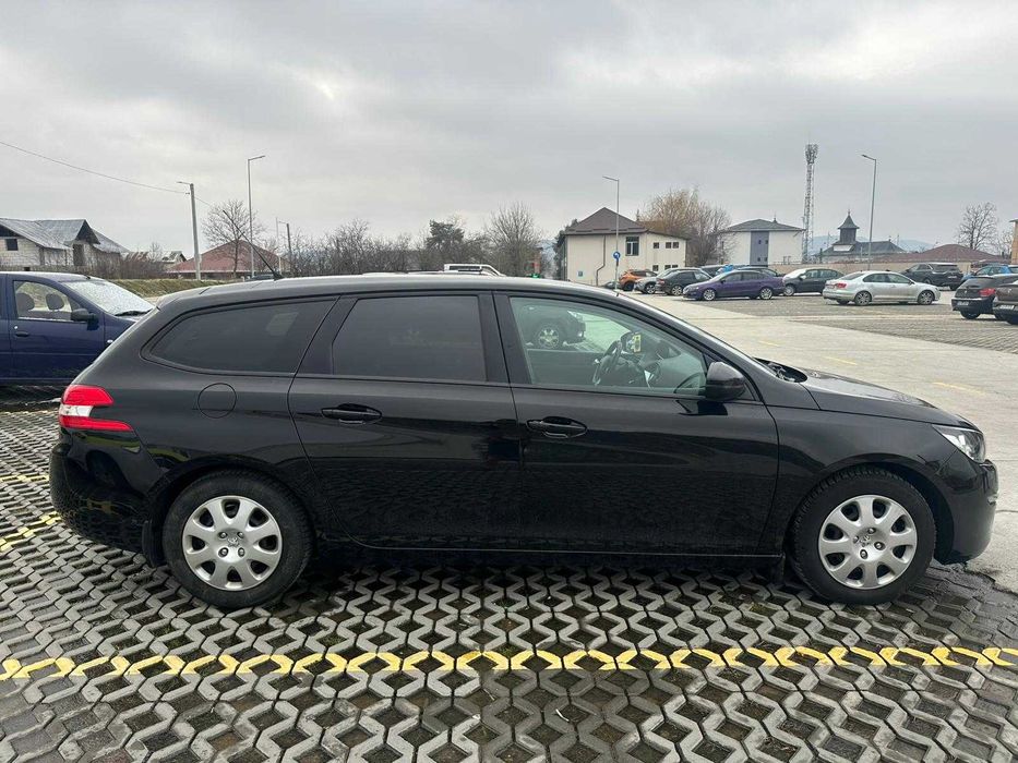 Peugeot 308, an 2016, 1.2 benzina, Euro 6, înmatriculat